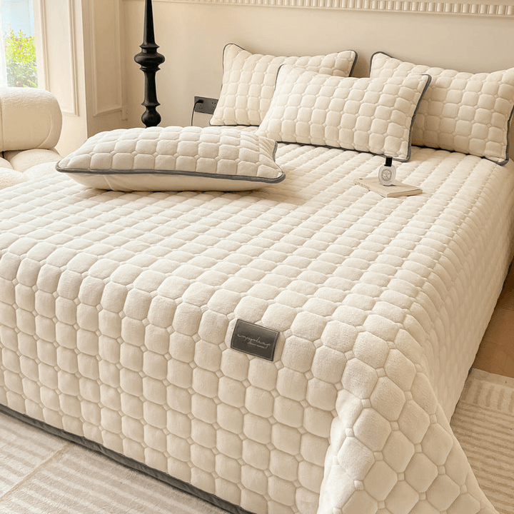 Weiche Tagesdecke mit Quadratischer Textur