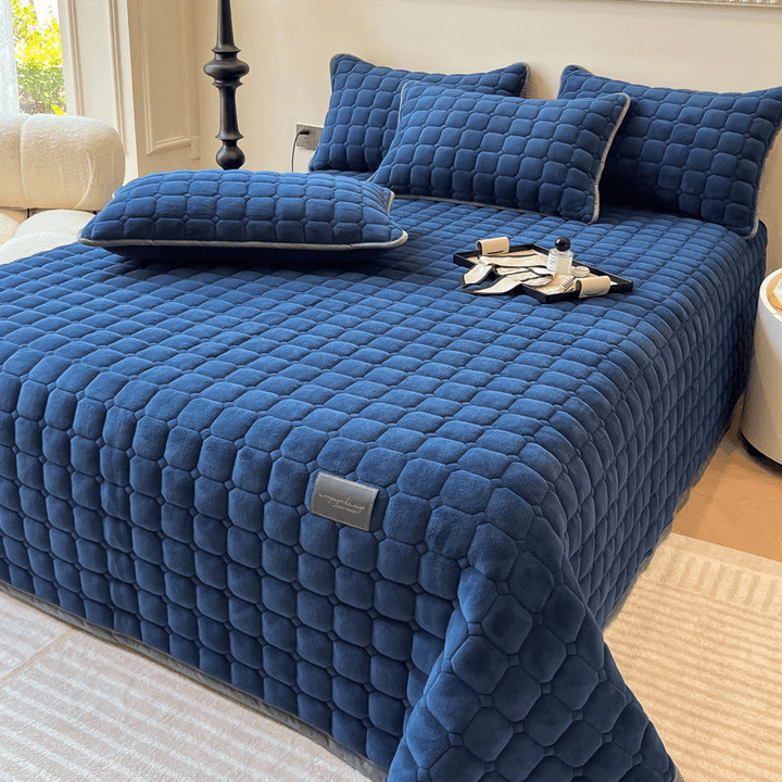 Weiche Tagesdecke mit Quadratischer Textur
