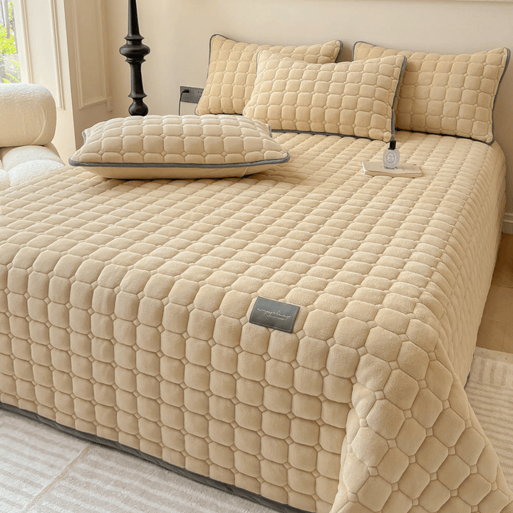 Weiche Tagesdecke mit Quadratischer Textur