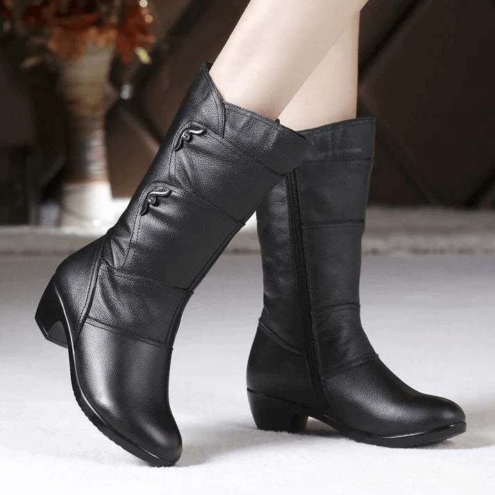 Modische Winterstiefel aus Leder