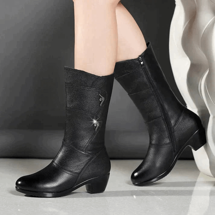 Modische Winterstiefel aus Leder