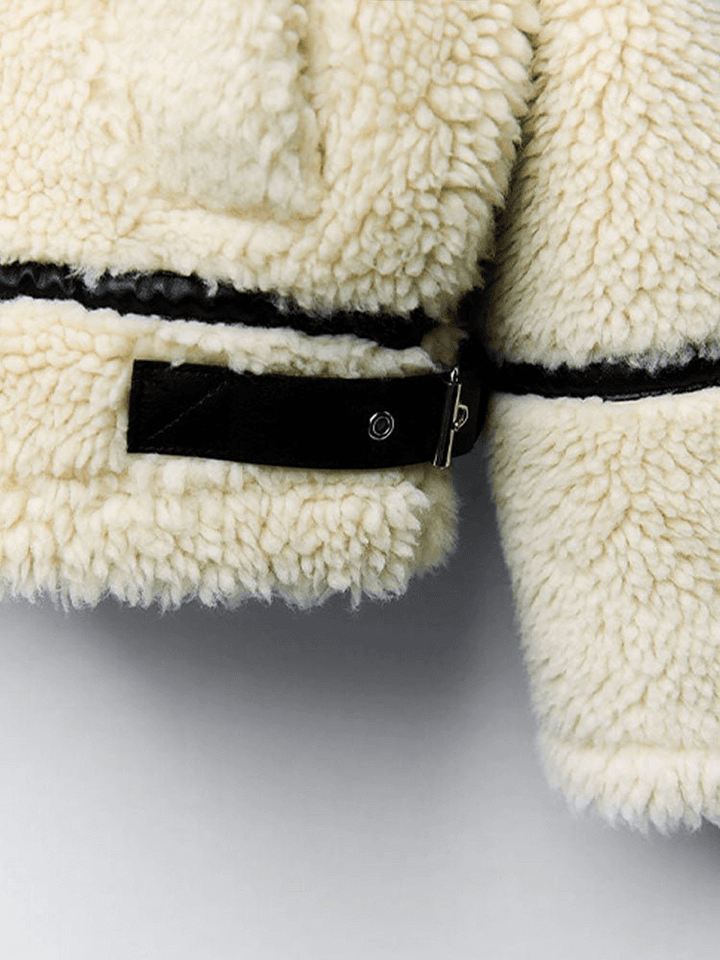 Elegante Teddy Jacke für Frauen