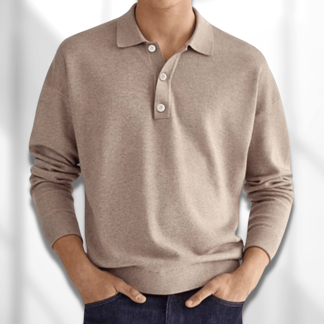 "Edles Langarm-Polohemd für Herren in elegantem Design, ideal für vielseitige Anlässe, zeigt hochwertigen Stoff und Schnitt."