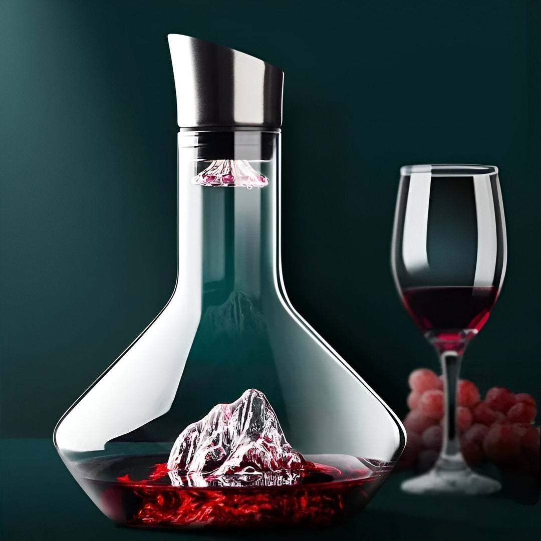 Elegant geformter, bleifreier Glasdekantierer mit Verteiler, verbessert Weinaroma und Geschmack, inspiriert von Eisbergformen