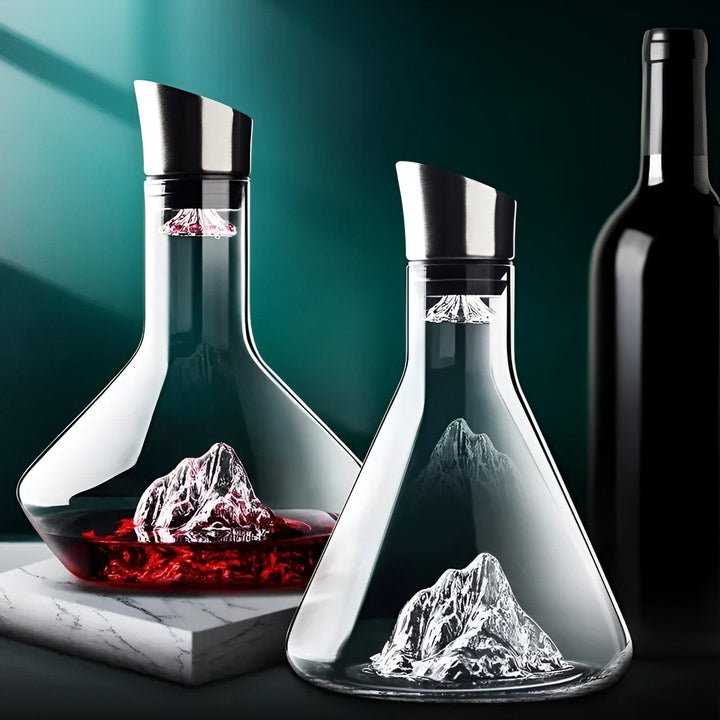 Elegant geformter, bleifreier Glasdekantierer mit Verteiler, verbessert Weinaroma und Geschmack, inspiriert von Eisbergformen