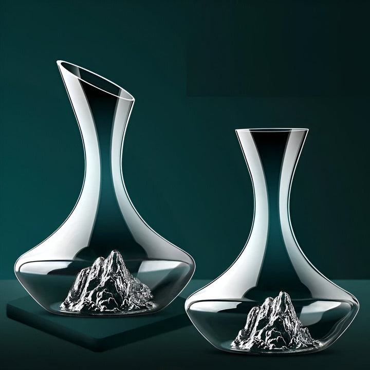 Elegant geformter, bleifreier Glasdekantierer mit Verteiler, verbessert Weinaroma und Geschmack, inspiriert von Eisbergformen