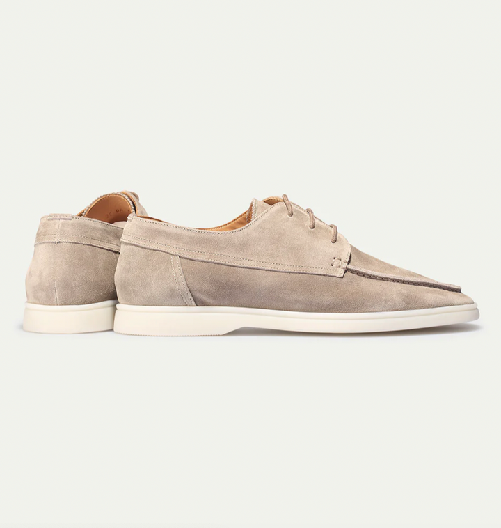 Elegante, bequeme Herrenschuhe Alexander; marineblaues Leder mit robustem Design für modernen Stil und Komfort.