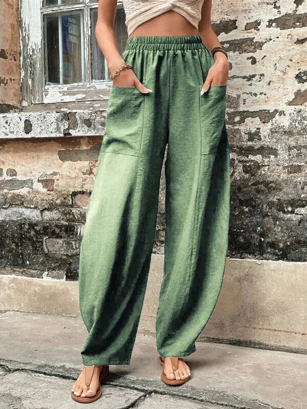 Elegante Damen Leinenhosen, aus hochwertigem Leinenstoff, in lockerer Passform mit elastischem Bund und praktischen Taschen.