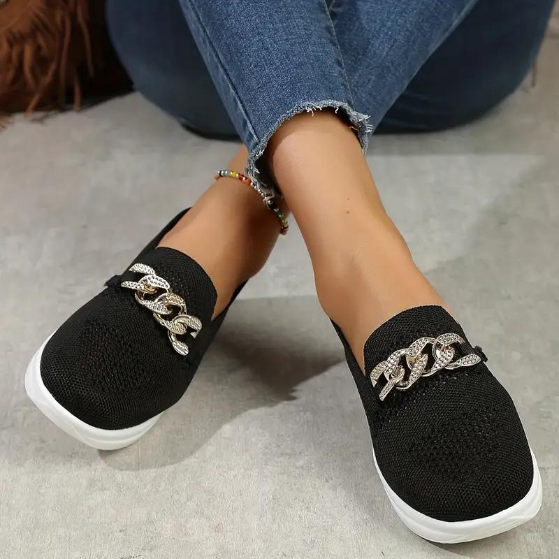 Elegante Damen-Loafer aus hochwertigen Materialien, braun, flacher Absatz, ideal für Alltag und besondere Anlässe.