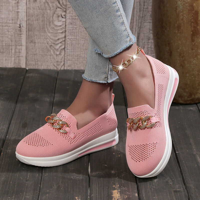 Elegante Damen-Loafer aus hochwertigen Materialien, braun, flacher Absatz, ideal für Alltag und besondere Anlässe.