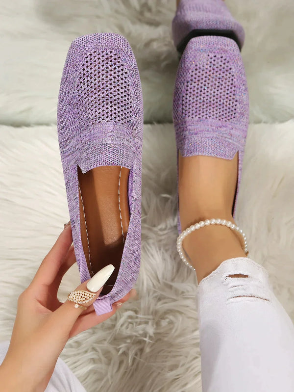 Elegante Damen Slipper, atmungsaktiv, bequem, ergonomisches Fußbett, rutschfest, slip-on, modern, vielseitig kombinierbar.