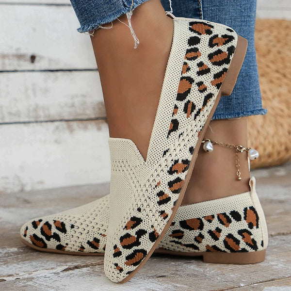 Elegante Damen Slipper, atmungsaktiv, bequem, ergonomisches Fußbett, rutschfest, slip-on, modern, vielseitig kombinierbar.