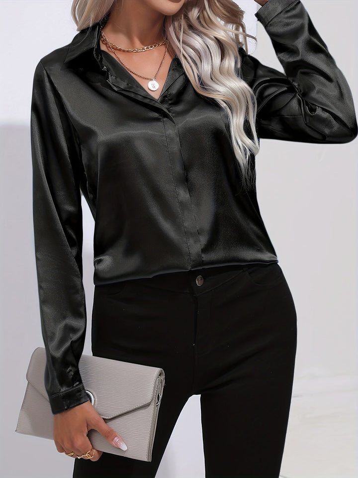 "Elegante Damenbluse, seidige Textur, vielseitiges Design, klassische Farben, ideal für Büro und Anlässe, stilvoll und bequem