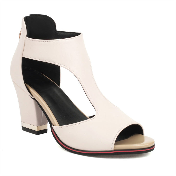 "Elegante Faye orthopädische Absatzsandalen, weibliche Schuhe, beige mit ergonomischer Sohle für Komfort und Stil."