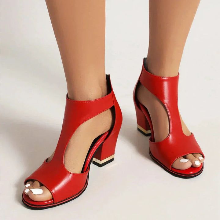 "Elegante Faye orthopädische Absatzsandalen, weibliche Schuhe, beige mit ergonomischer Sohle für Komfort und Stil."