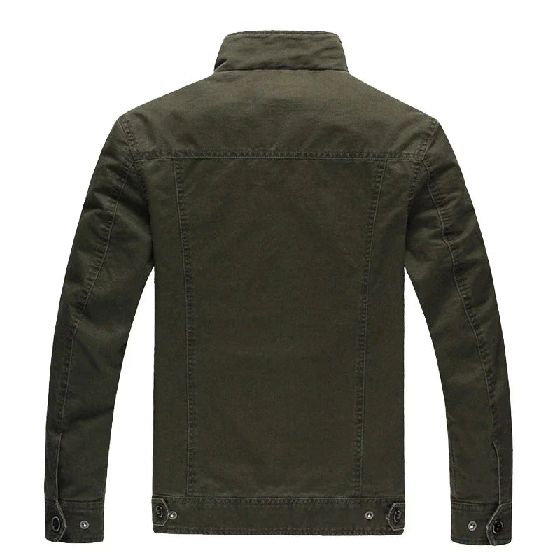 "Elegante Herren-Bikerjacke mit langem Arm, Reißverschluss und markantem Design für vielseitige Outfits."