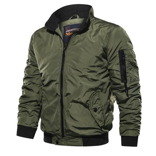 Elegante Herren Bomberjacke, winddicht, zeitloser Schnitt, vielseitiger Stil, in Blau, Grün, Schwarz erhältlich.