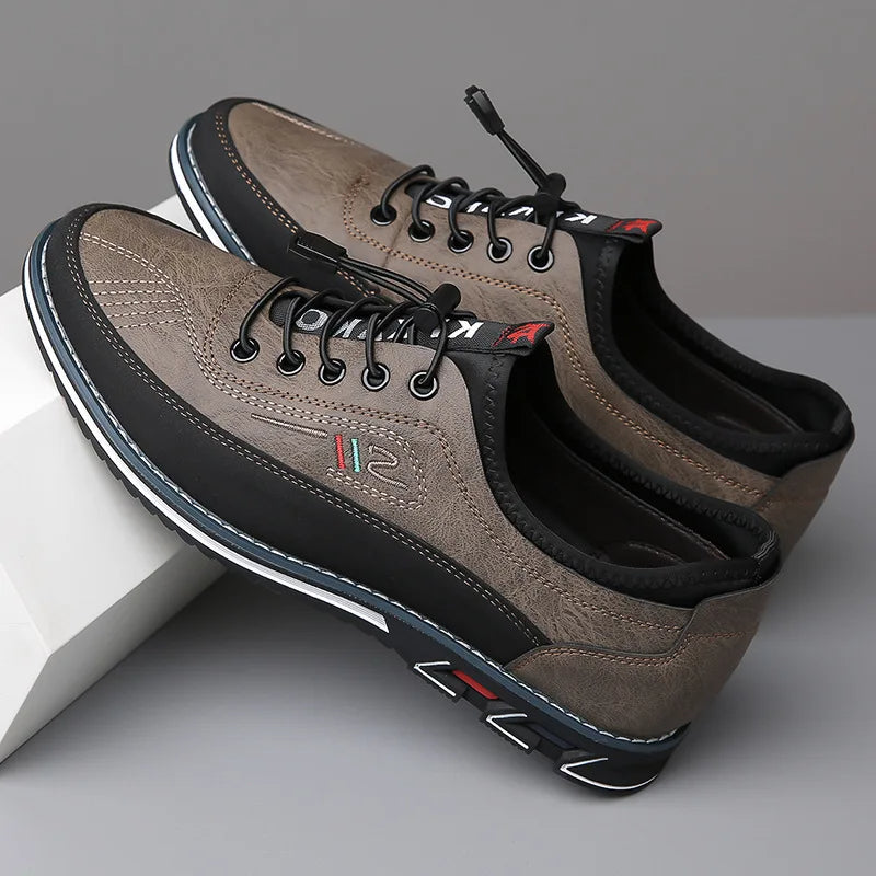Elegante Herren Oxford-Schuhe, strukturiertes Leder, Schwarz, mit verdecktem Schnürsystem, für stilvolles Business-Outfit.