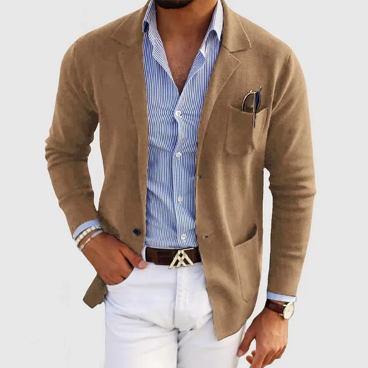 Elegante Herren Strickjacke mit Reverskragen in Blau, Grau, Braun, Grün; weiche Textur, lange Ärmel, praktische Taschen.