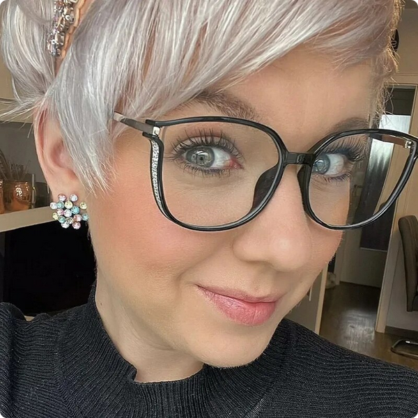 "Elegante Luxus Lesebrille in Braun, vielseitige Eleganz für Damen, Stärken +1.0 bis +4.0, zeitloses Design."