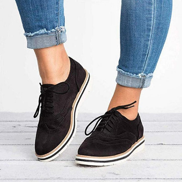Elegante Schnürschuhe in Blau, Grau, Khaki, Rosa, Schwarz; stilvoll, bequem, vielseitig; Damenmode-Highlight.