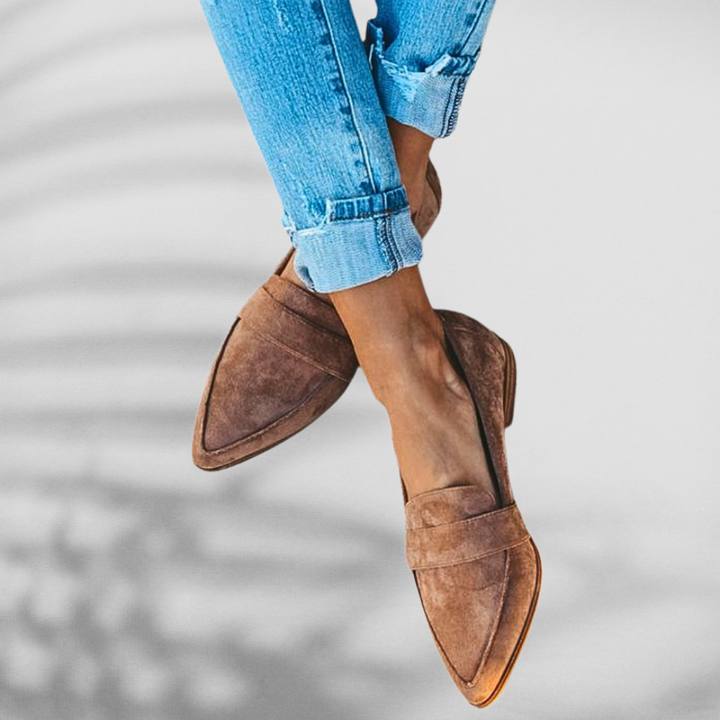 "Elegante spitze Wildleder Damen Loafer, weiches Material, ergonomisches Fußbett, zeitloses Design, rutschfeste Sohle"