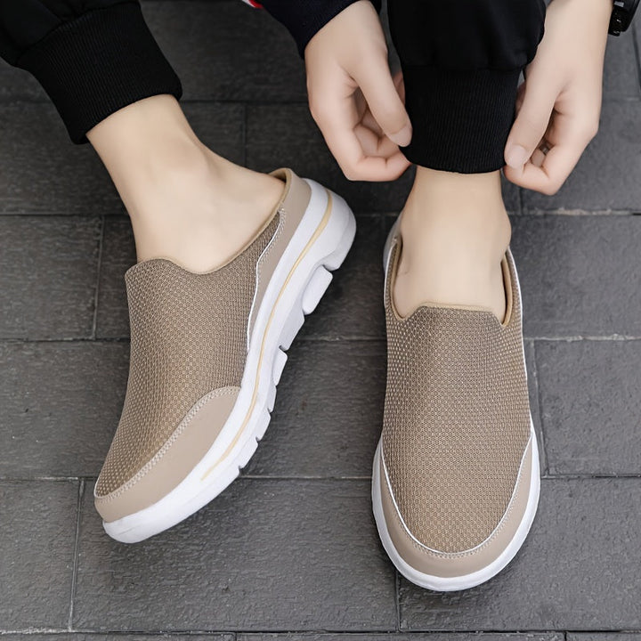 Elegante Sport-Sandalen für Herren mit orthopädischer Unterstützung, stilvollem Design und stoßdämpfender Sohle.
