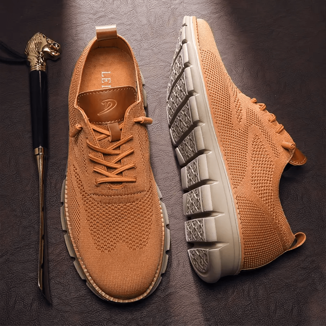 "Elegante und atmungsaktive Herrenschuhe vor weißem Hintergrund, perfekt für vielseitige Anlässe und stilvollen Komfort."