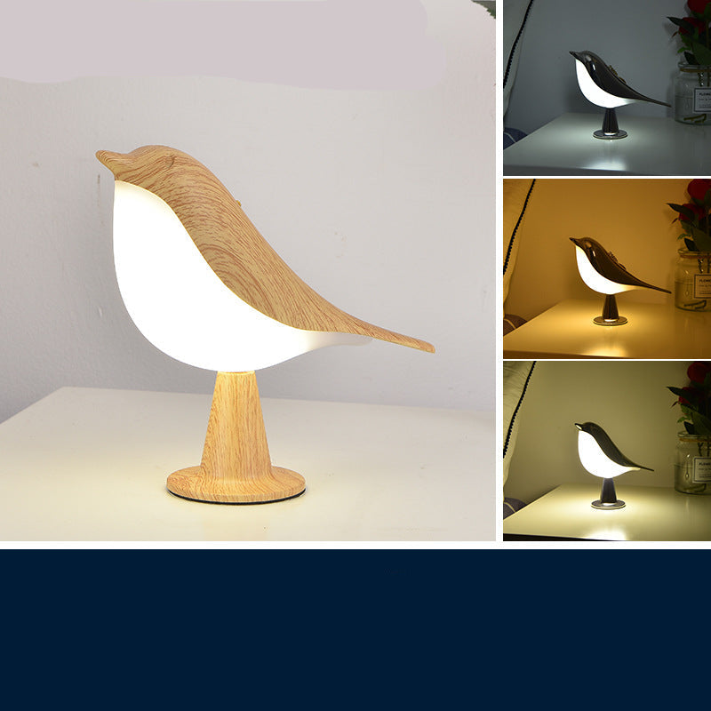 "Elegante Vogel Tischlampe, kabellos mit 3 Leuchtstufen, naturinspiriertes Design für stilvolle Beleuchtung."