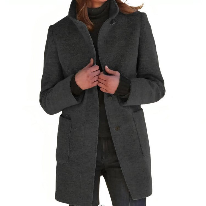 Elegante, wasserdichte Damenjacke in modernem Schnitt, ideal für jedes Wetter und vielseitige Aktivitäten in der Stadt.
