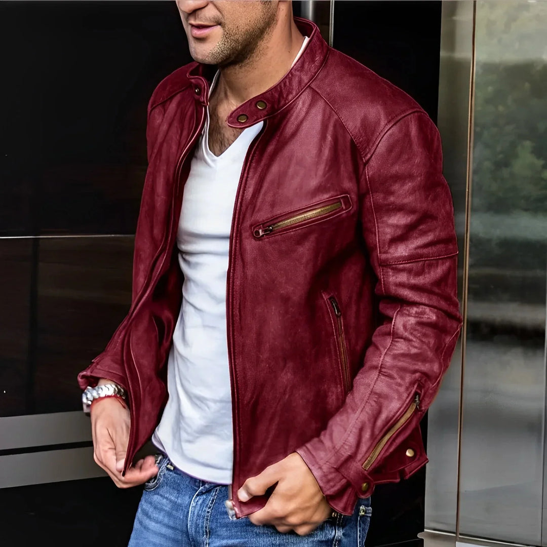 "Elegante wasserdichte Herrenjacke mit Reißverschluss; robuste Silhouette, witterungsbeständig, stilvoller Komfort."