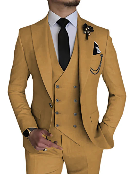 Eleganter 3-teiliger Herren Hochzeitsanzug mit einreihiger Jacke, Peak-Revers und schlanker Silhouette für formelle Anlässe.