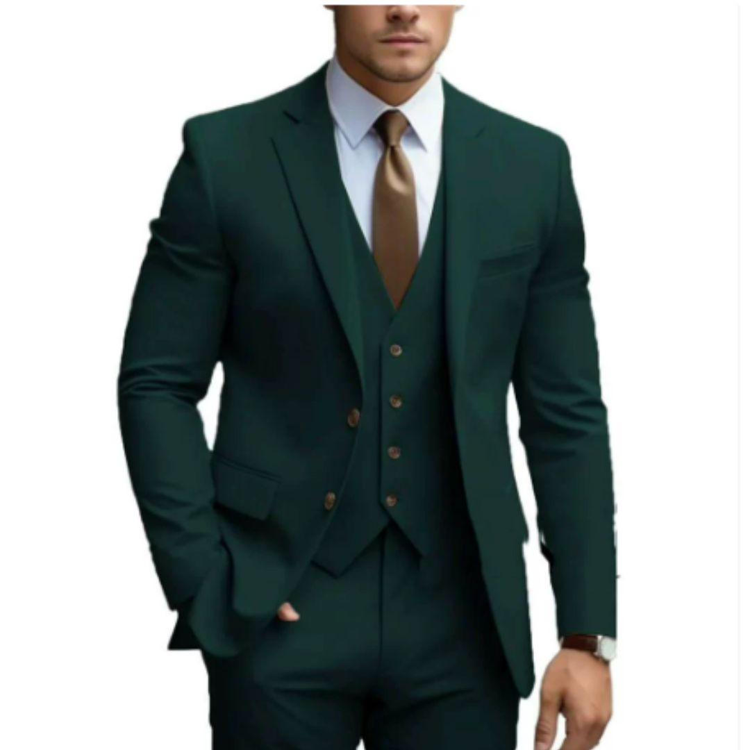 Eleganter 3-teiliger Herrenanzug mit spitzen Revers und strukturierter Schulter. Perfekte Passform für Hochzeiten und formell