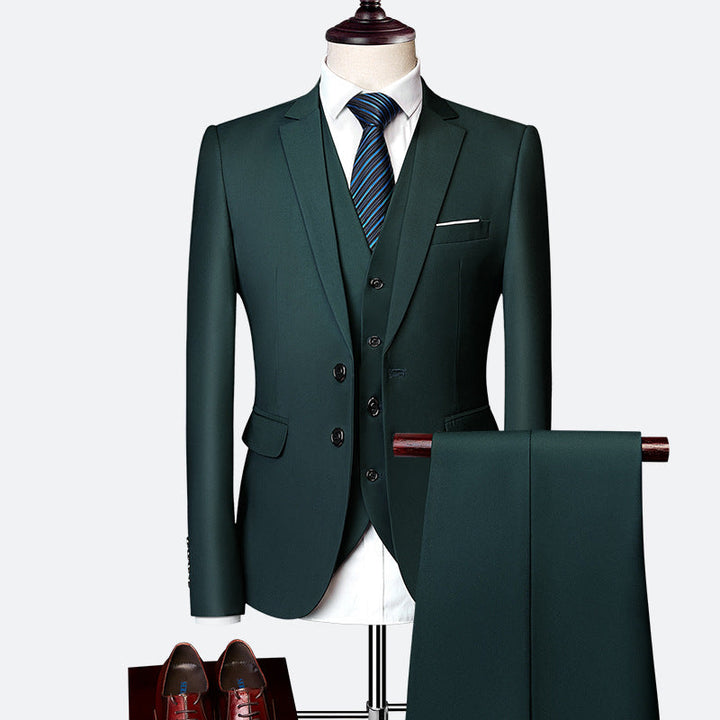 "Eleganter 3-tlg. Herrenanzug in klassischem Design, ideal für Hochzeiten & Business, mit schlanker Passform in Schwarz."