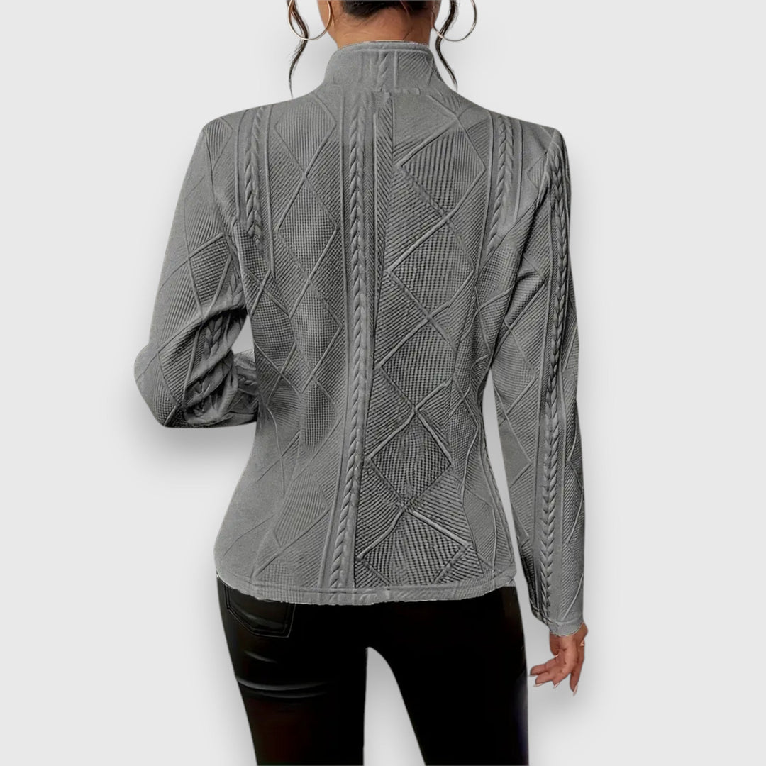 Eleganter Damen Blazer aus Premium Stoff, handgefertigt, zeitloses Design, perfekte Passform, ideal für jeden Anlass.
