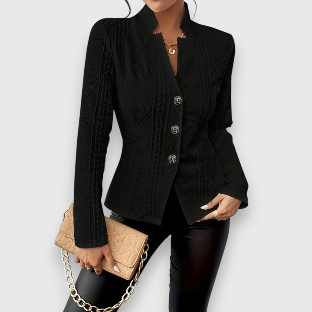 Eleganter Damen Blazer aus Premium Stoff, handgefertigt, zeitloses Design, perfekte Passform, ideal für jeden Anlass.
