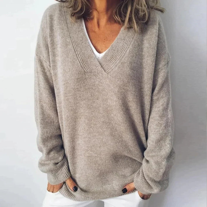 Eleganter Damen Kaschmirpullover mit V-Ausschnitt, weich und luxuriös, ideal für stilvolle Outfits und hohen Tragekomfort.