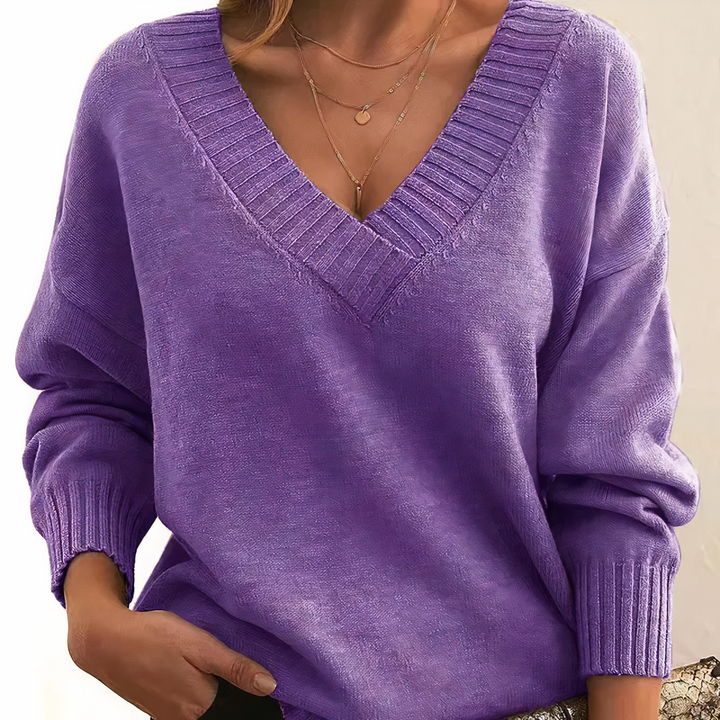Eleganter Damen Kaschmirpullover mit V-Ausschnitt, weich und warm, ideal für Herbsttage, stilvoll und komfortabel.