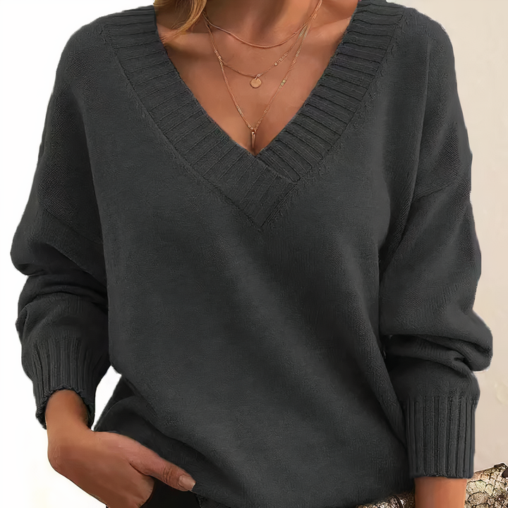 Eleganter Damen Kaschmirpullover mit V-Ausschnitt, weich und warm, ideal für Herbsttage, stilvoll und komfortabel.