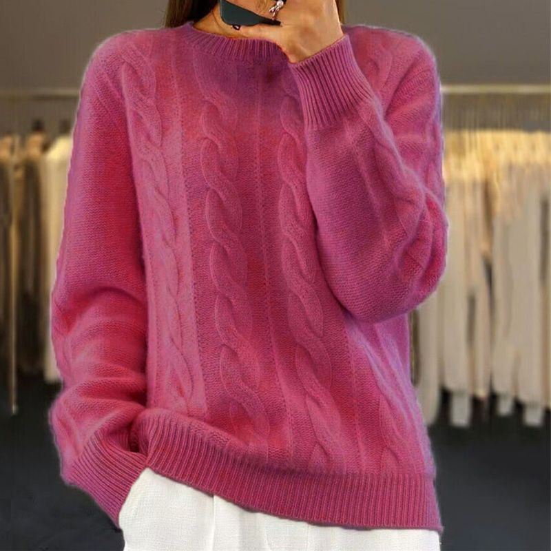 Eleganter Damen Strickpullover in Creme, wärmend, gestricktes Muster, ideal für Wintertage, kombiniert Stil und Komfort.
