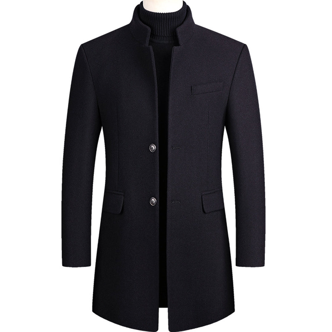 Eleganter Herrenmantel in Burgunderrot, klassischer Schnitt, ideal für kalte Tage, vielseitig kombinierbar, stilvoller Look.