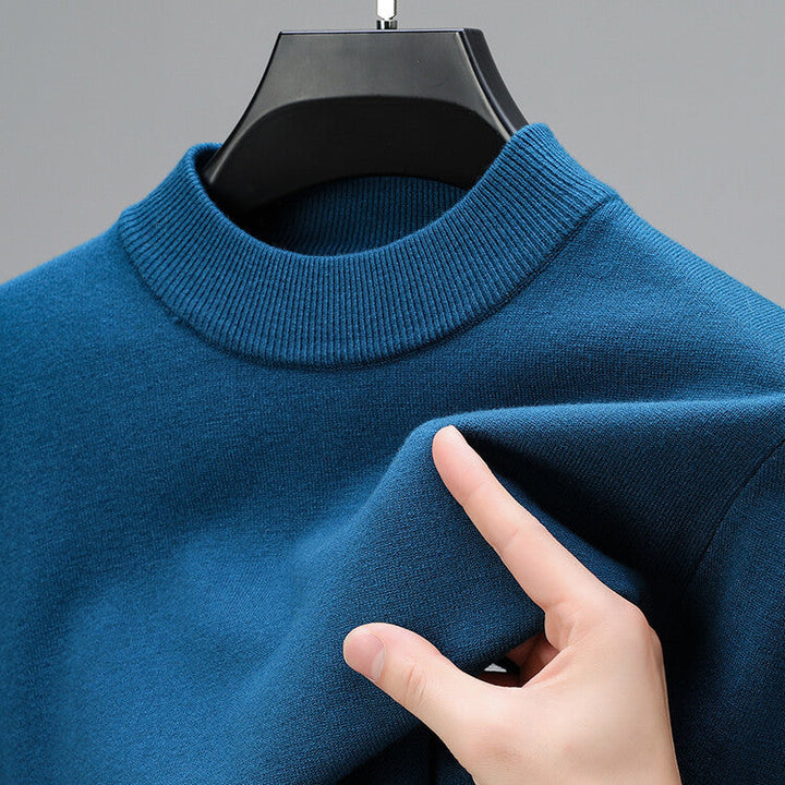 "Eleganter Kaschmir Herrenpullover, stilvoller Schnitt, weicher Stoff, perfekt für vielseitige Looks im Alltag."