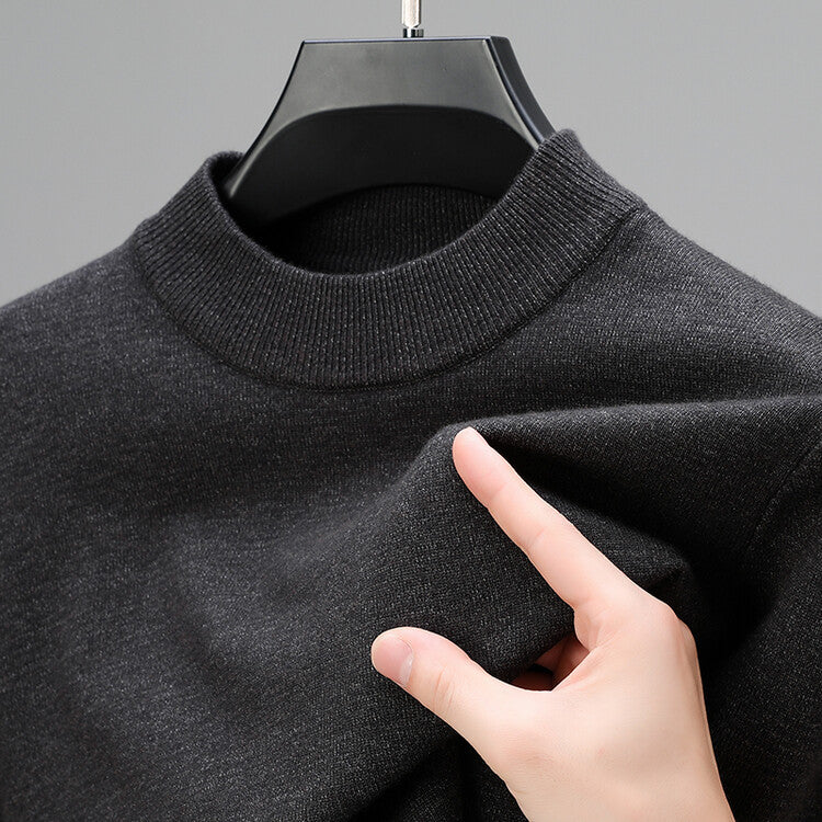 "Eleganter Kaschmir Herrenpullover, stilvoller Schnitt, weicher Stoff, perfekt für vielseitige Looks im Alltag."