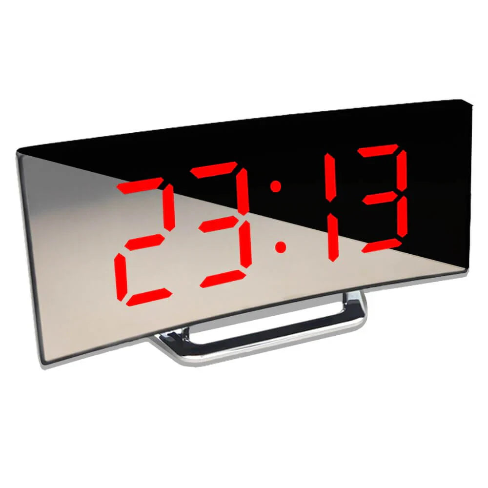 "Eleganter LED-Digitalwecker mit großem Display und geschwungenem Design, ideal für moderne Wohnräume, klar lesbar."