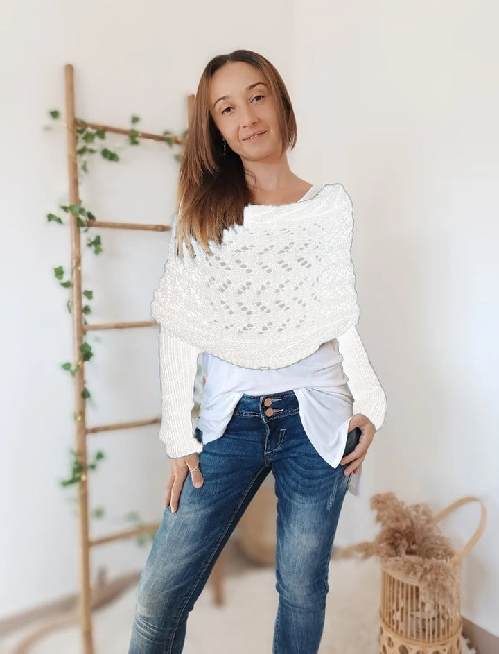 Eleganter Strickschal in Dunkelblau, kuschelig und vielseitig, hochwertiger Strick, passt zu jedem Outfit, ideal für Damen.