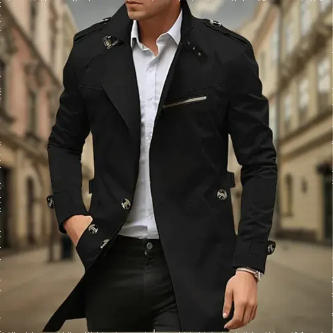 Eleganter, wasserdichter Trenchcoat für Herren, zweireihig, in Beige, schützt vor Regen und bietet klassische Optik.