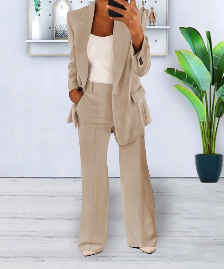 Eleganter zweiteiliger Damenanzug in Beige, Braun, Dunkelblau, Grau, Hellblau, Rosa, Schwarz – perfekt fürs Büro & Events.