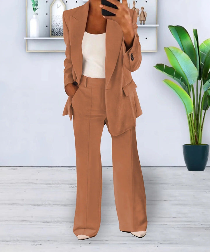 Eleganter zweiteiliger Damenanzug in Beige, Braun, Dunkelblau, Grau, Hellblau, Rosa, Schwarz – perfekt fürs Büro & Events.