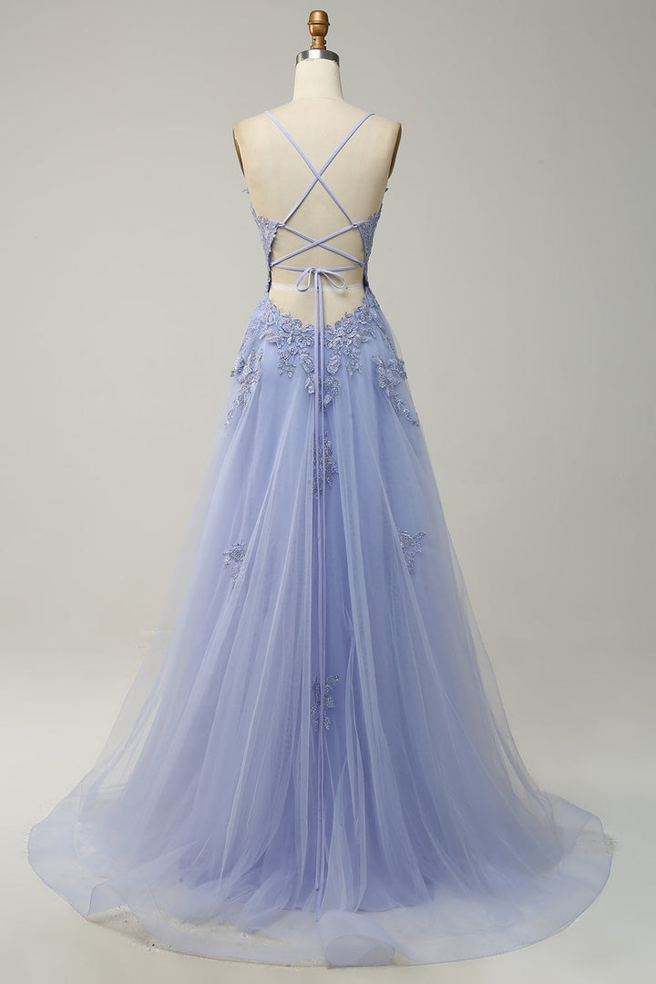 Elegantes A-Linien-Ballkleid mit Spaghettiträgern in Dunkelgrün, perfekte Wahl für festliche Anlässe und Hochzeiten.
