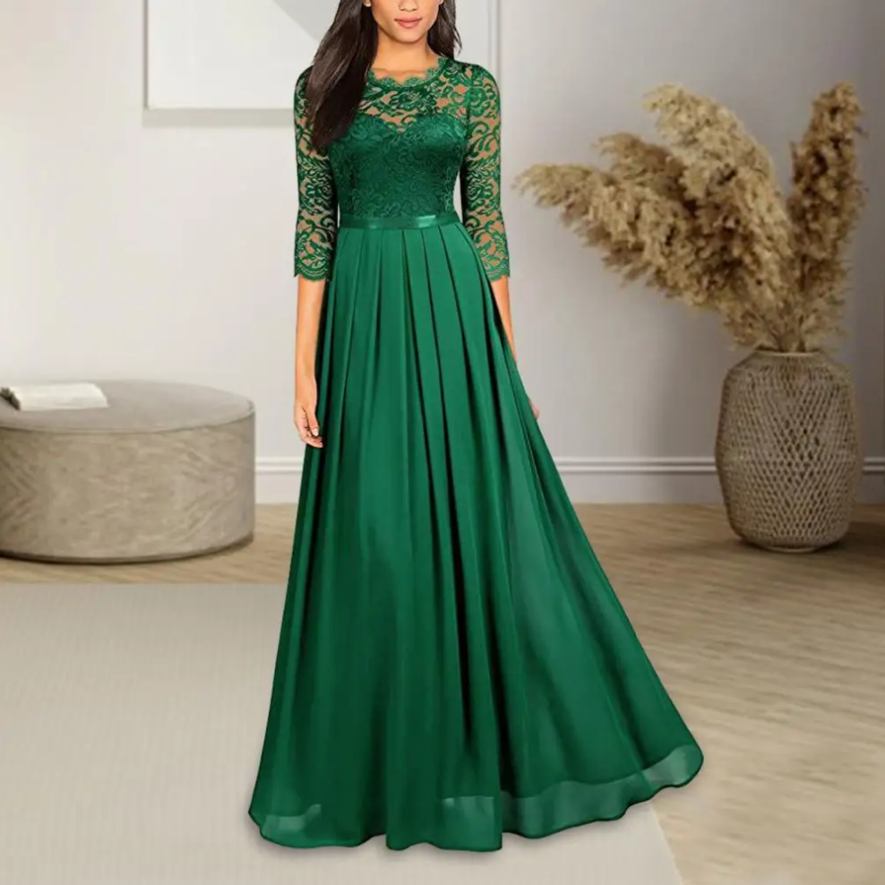 Elegantes Abendkleid Rubinrot, lang, mit raffinierten Details, ideal für Zeremonien und besondere Anlässe.
